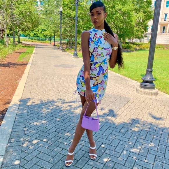 ‼️ $6.25 when you bundle 4 dresses for $25 ‼️🛑Backless Mini Dress 💜 - Picture 3 of 8